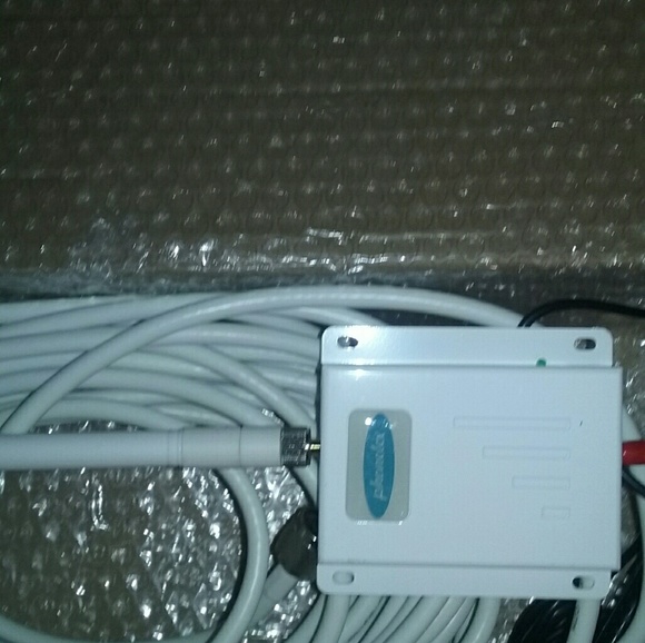 Signal Booster for Cell Phone New In Box - Picture 2 of 7